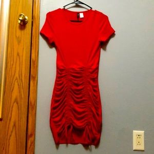 Red H&M short sleeve dress in size small